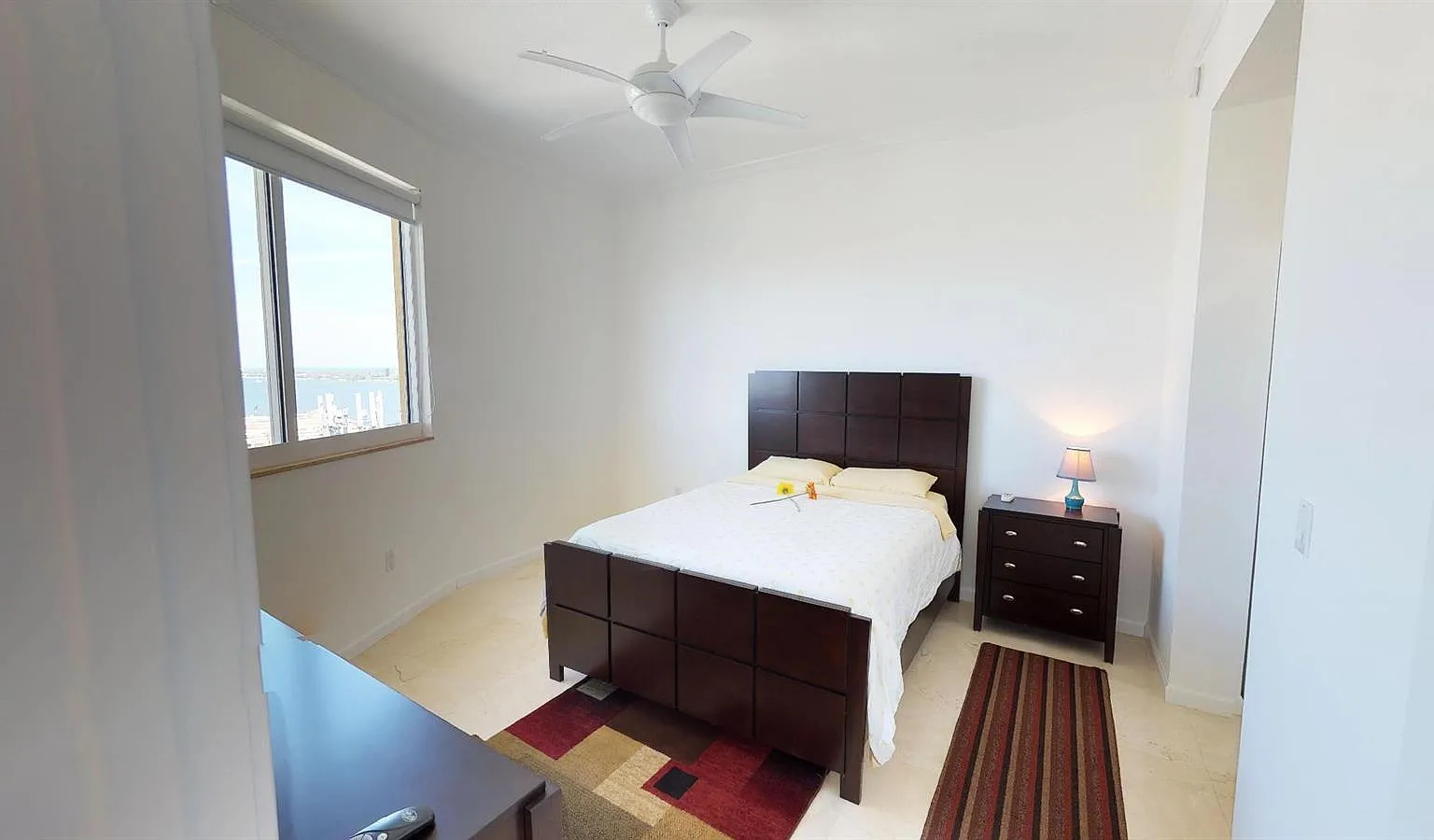 2 bed, 1275 sqft, $3,400 — Photo 4