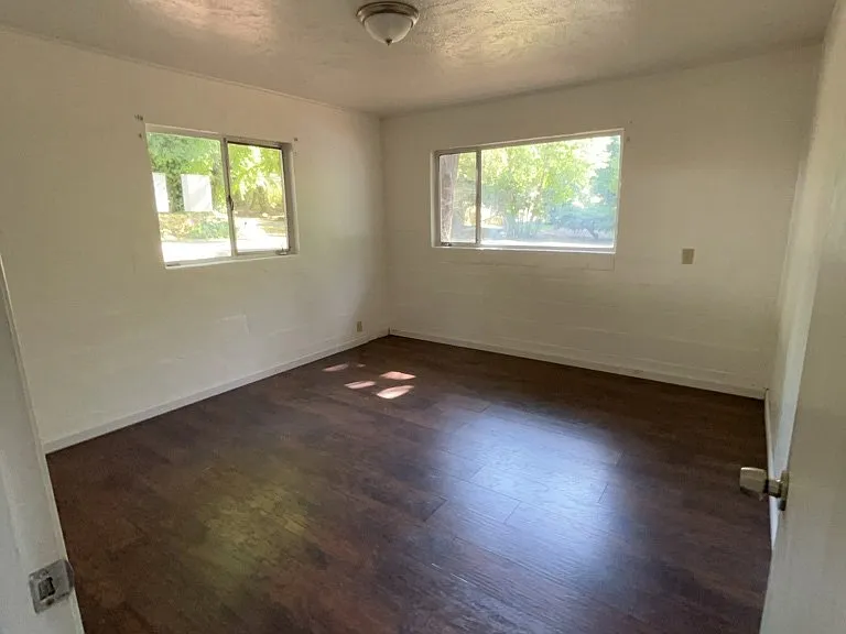3356 Cypress Ave #3356 — Photo 5