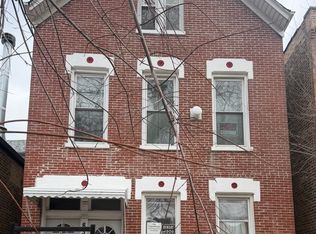 837 N Francisco Ave, Chicago, IL 60622