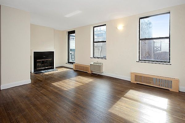 1st image of 455 Park Ave S APT 203
