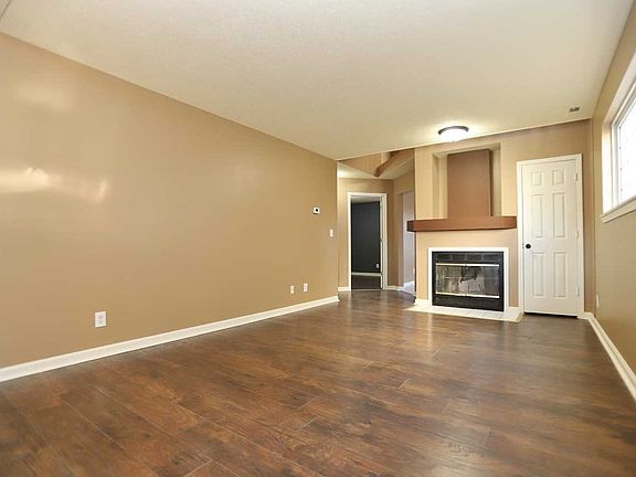 3rd image of 1700 Greencastle Dr