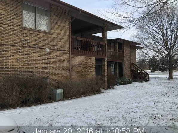 19407 Oakwood Ave, Country Club Hills, IL 60478