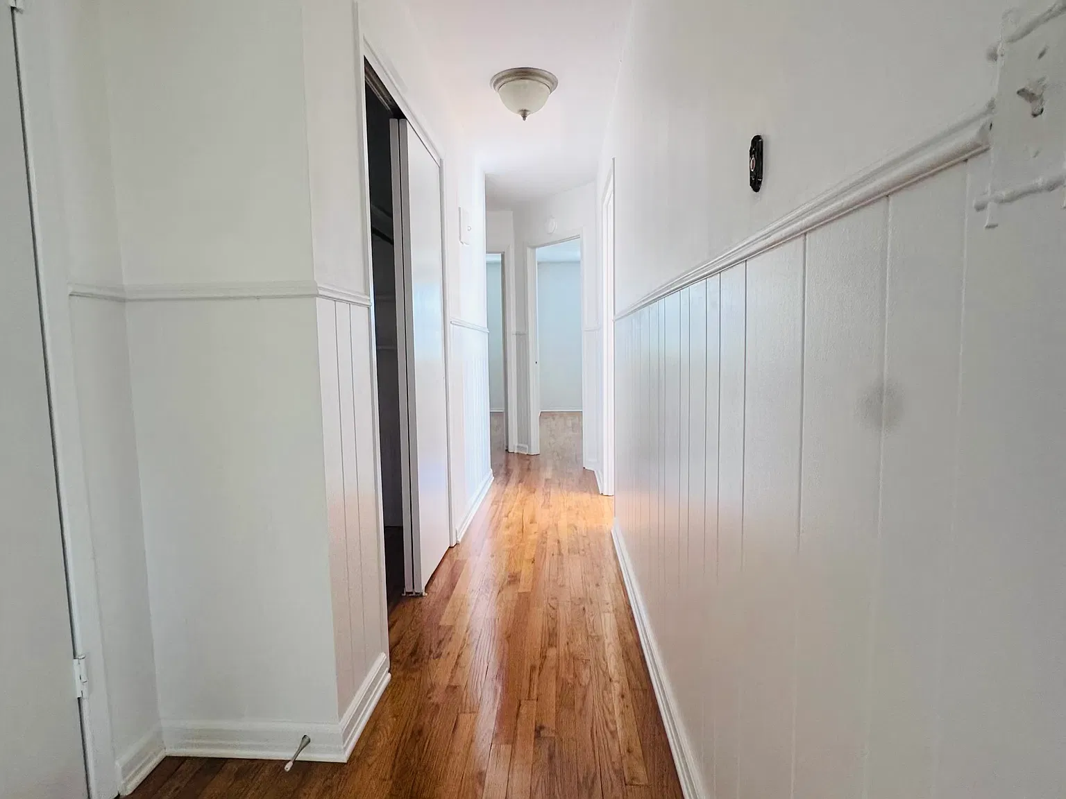 3 bed, $3,500 — Photo 2