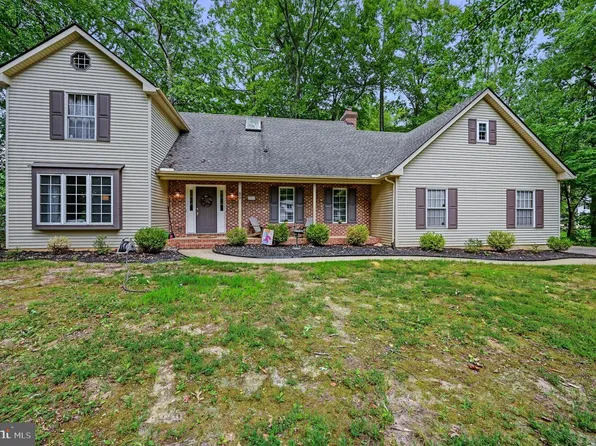 89 Pine Valley Rd, Dover, DE 19904