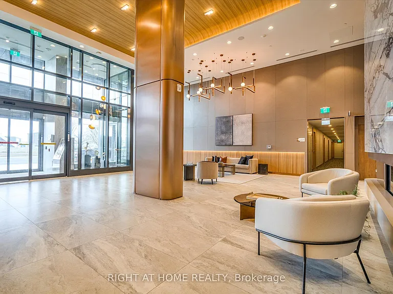 1100 Sheppard Ave W #LPH12 — Photo 2