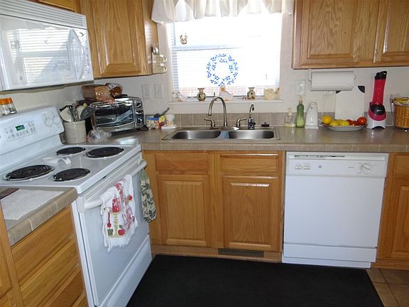 5th image of 10331 E 31st Pl