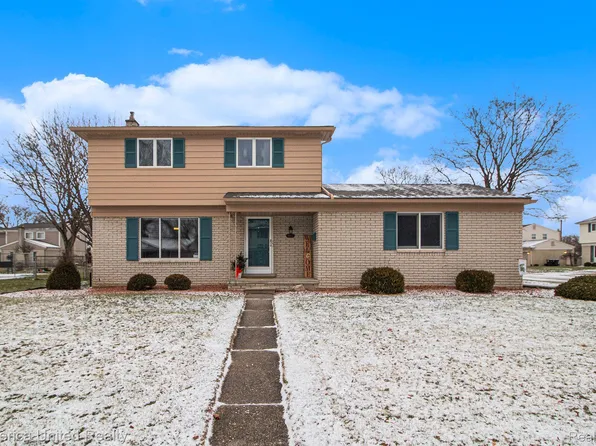 39002 Howell St, Livonia, MI 48154