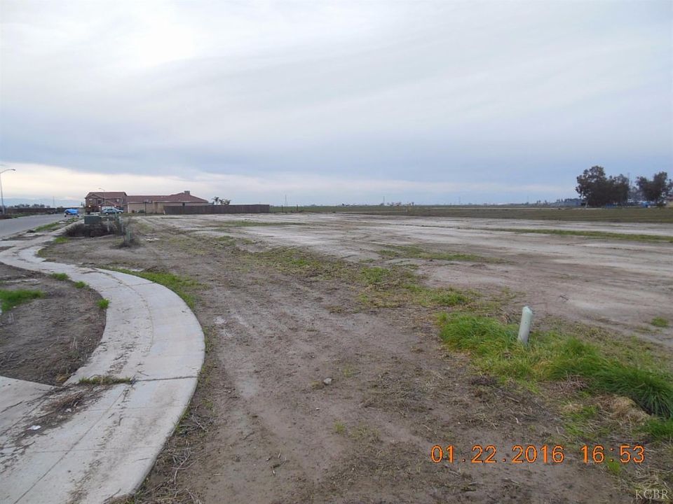 1st image of 20736 Troutdale Ln