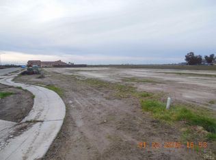 20736 Troutdale Ln, Riverdale, CA 93656