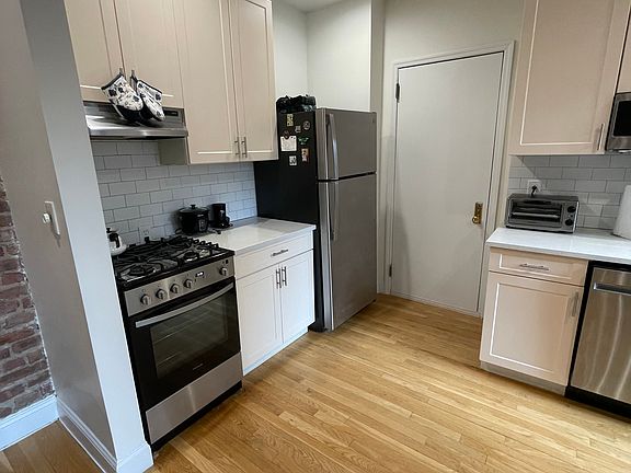 2nd image of 659 W 162nd St APT 58