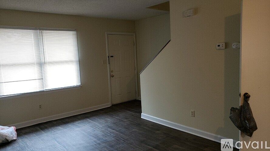 1st image of 102 Cedar Ct APT C
