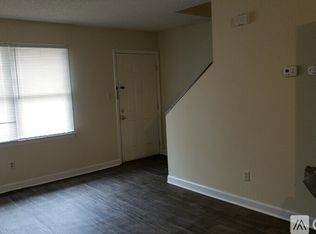 102 Cedar Ct APT C, Greenville, NC 27858