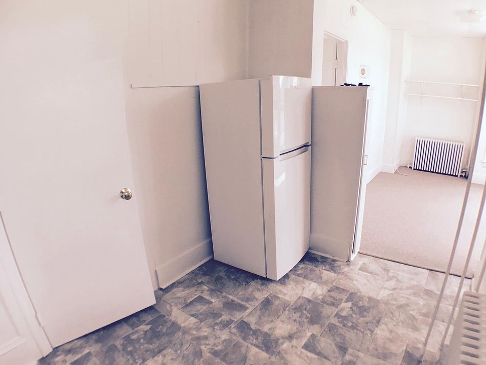 24 Gilford Ave APT B, Laconia, NH 03246 Zillow
