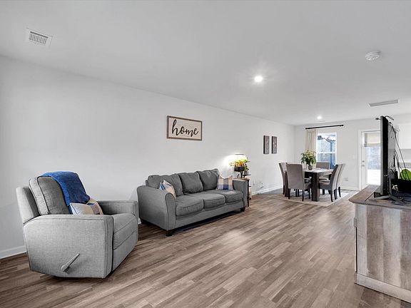 2nd image of 323 Long Grove Ln