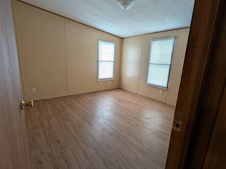 11018 Starwood Dr — Photo 11