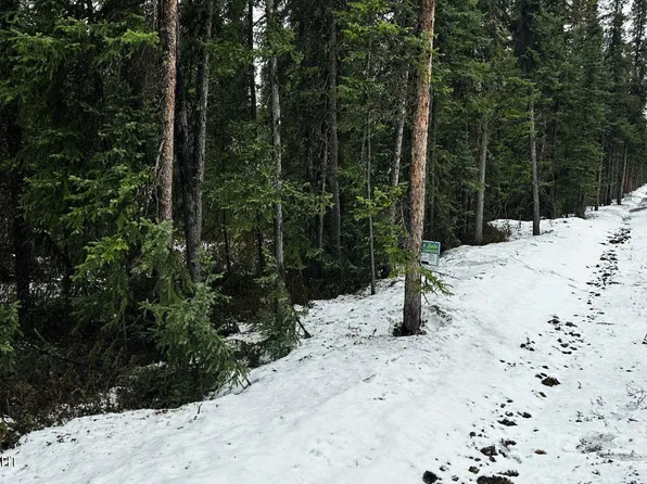 7423 Harding Dr, Salcha, AK 99714