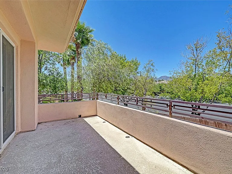 229 N Buteo Woods Ln — Photo 60