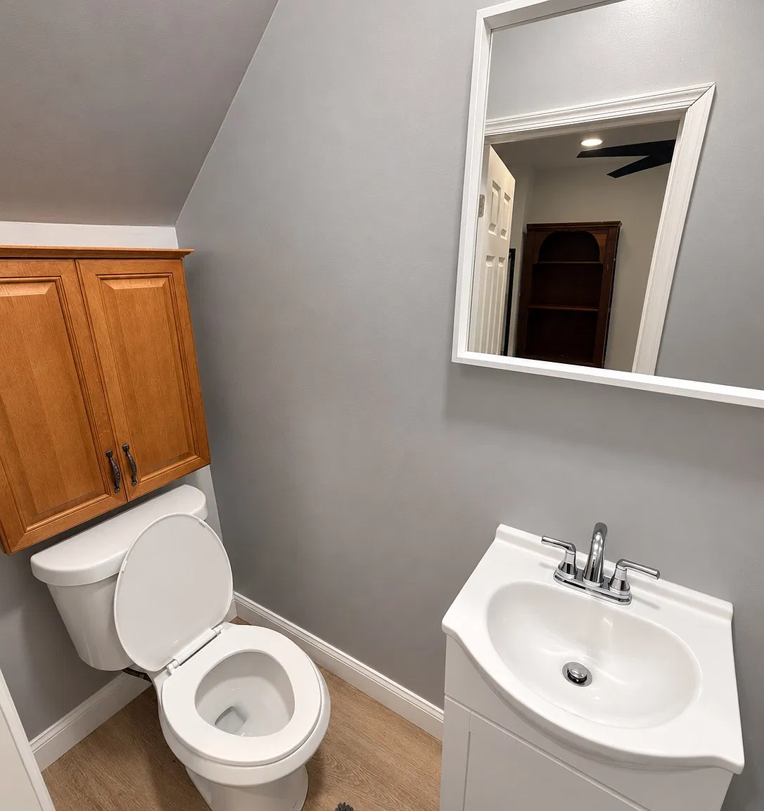 3 bed, 1.5 bath, 1212 sqft, $1,990 — Photo 4