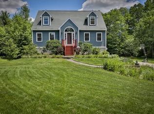 2 Glen Ln, Salisbury, MA 01952