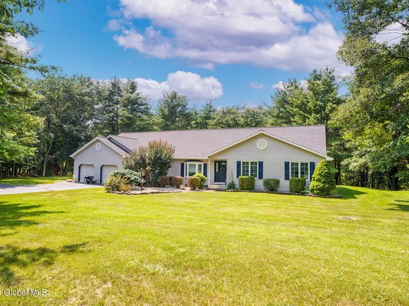 385 Old Best Road, West Sand Lake, NY 12196