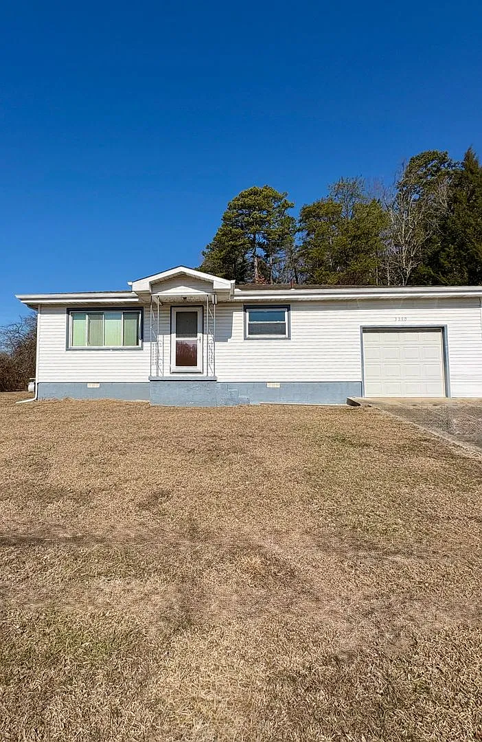 Two Bedroom Home in Corbin, KY — Photo 1