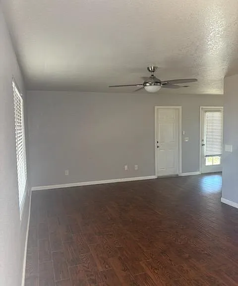 9625 N Loop Blvd #B — Photo 4