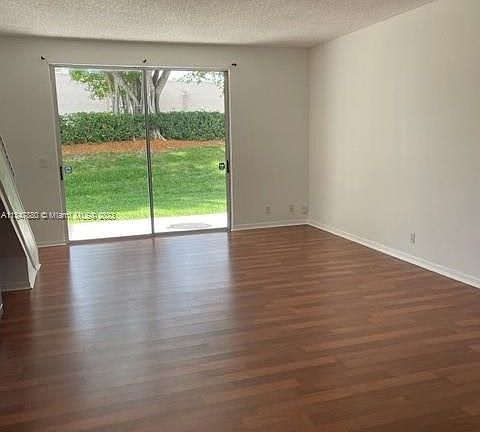 3rd image of 1001 Sorrento Dr #1001