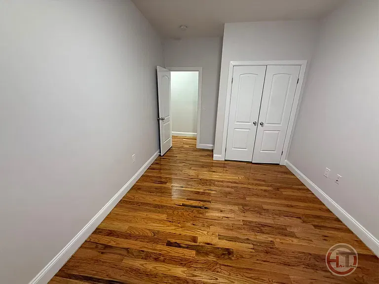 780 Morris Park Ave #2R — Photo 7