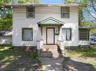 402 Royal Ave, Rockford, IL 61101