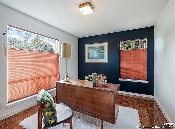 3rd image of 4215 Willowbrook Dr
