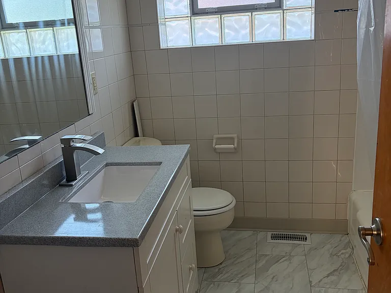 6631 W Lloyd Dr #2 — Photo 3