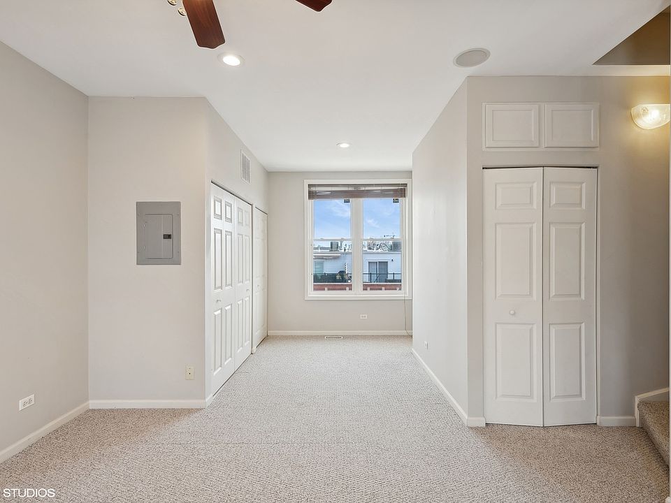 2nd image of 2840 N Lincoln Ave APT I