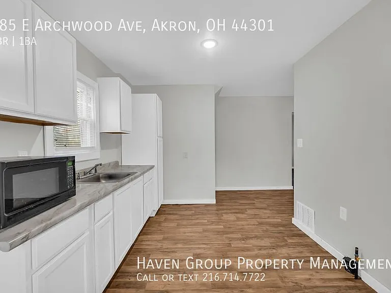 485 E Archwood Ave — Photo 10