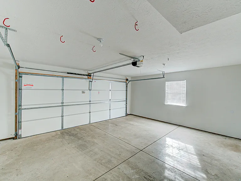 Select units allow you to enjoy the convenience of your own private garage _ perfect for parking, extra storage, or keeping your vehicle protected year-round.