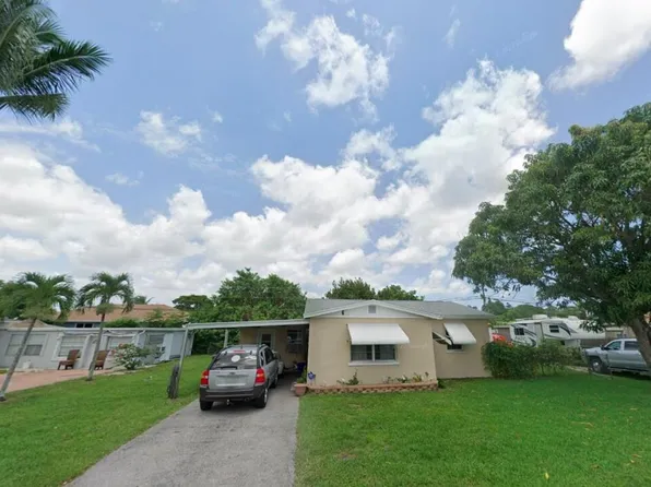 4439 Melaleuca Trail, West Palm Beach, FL 33406