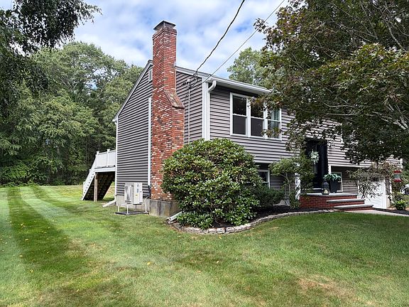 3rd image of 370 Forest St