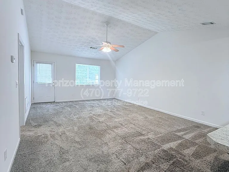 4019 Hidden Hollow Dr — Photo 7