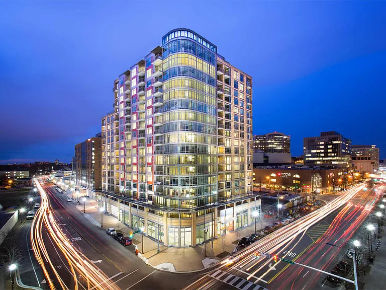 The View Ballston — Photo 31