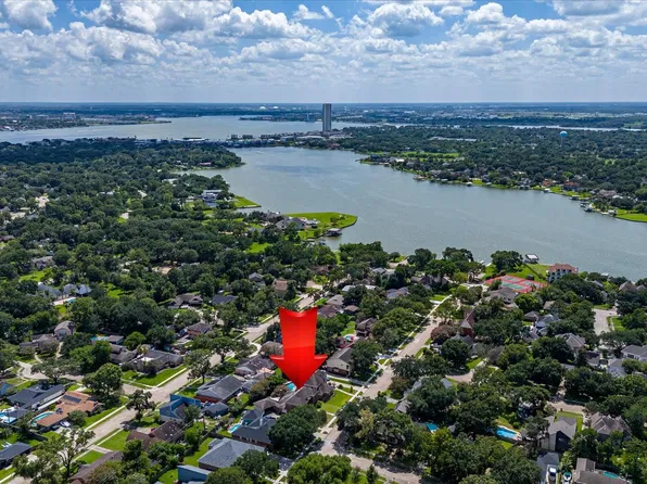 410 Crestwood Dr, El Lago, TX 77586