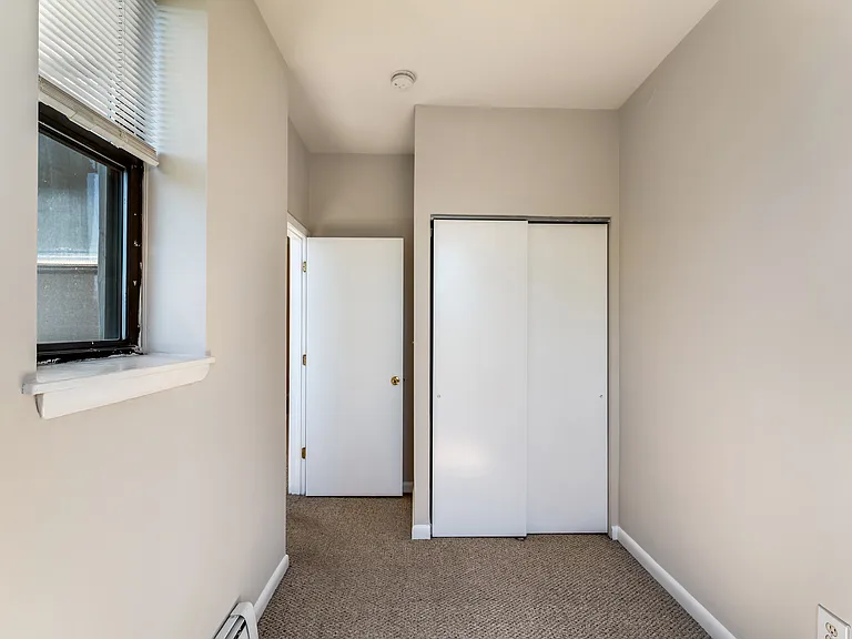 809 Park Ave #4R8 — Photo 10