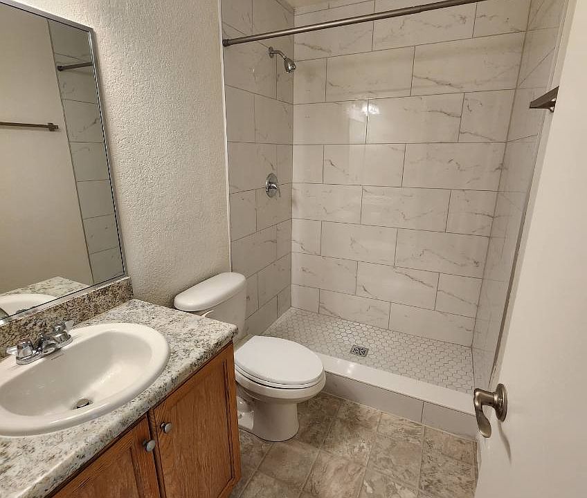 1st image of 3124 Sugar Creek Ln