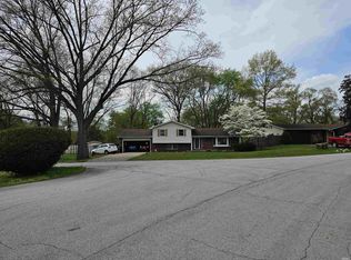 53221 Berwick Dr, South Bend, IN