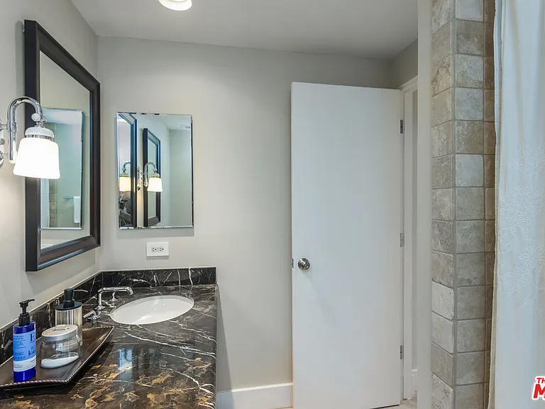 8787 Shoreham Dr #903 — Photo 19