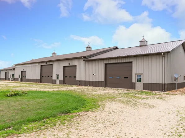 7105 State Route 64, Clare, IL 60111