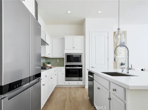 23757 Highvale Dr, Corona, CA 92883