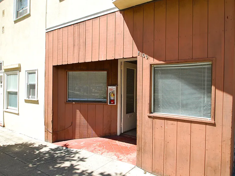 2100 California St — Photo 4
