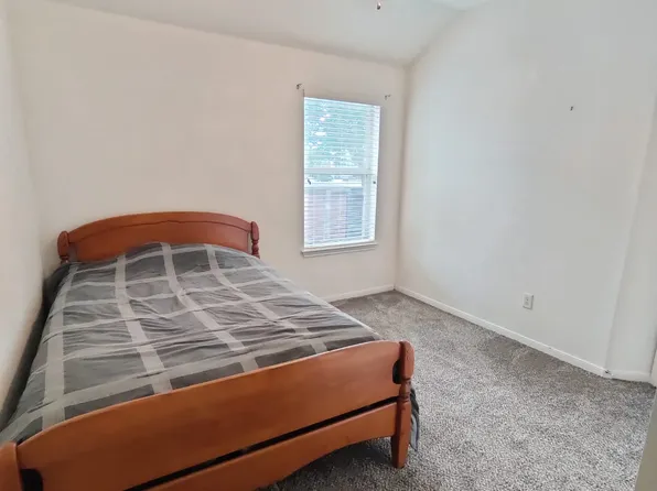 6701 Cromarty Ln #2, Austin, TX 78754