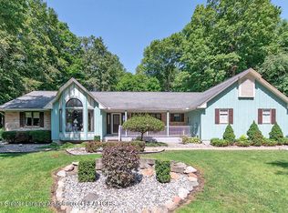 856 Stillman Rd, Mason, MI 48854