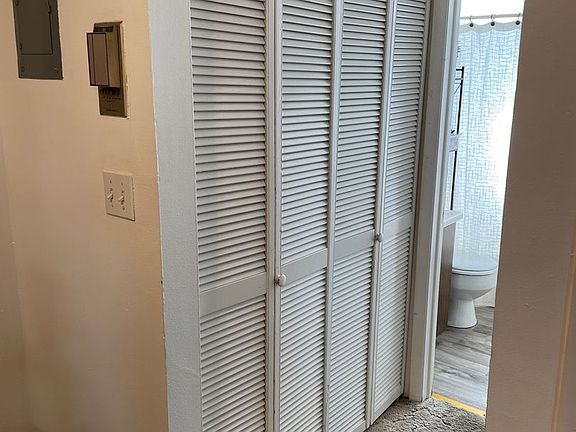 4th image of 473 S State St APT 316