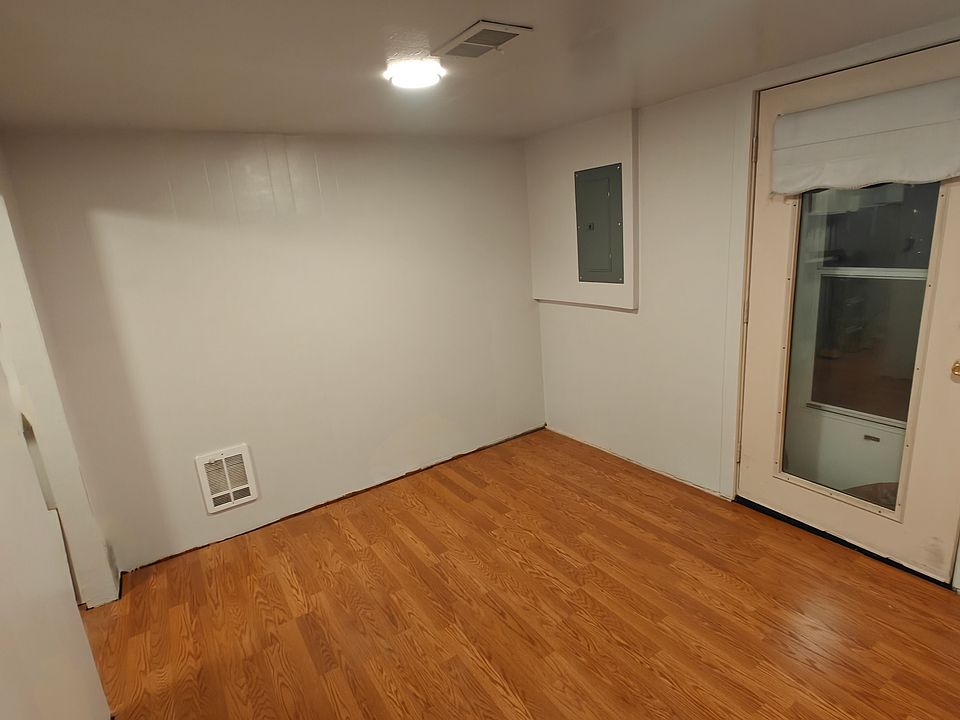 1st image of 217 6th St #217